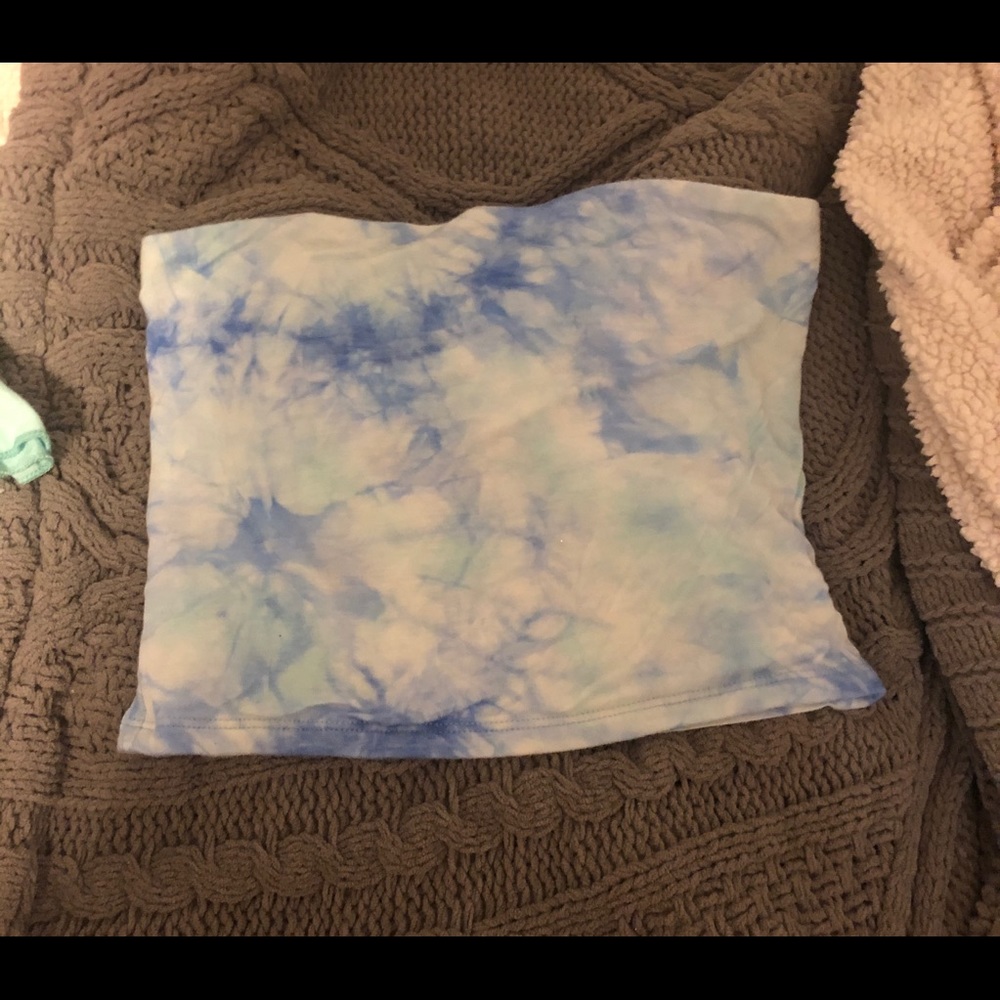 NWOT American Eagle Outfitters tie dyed tube top!